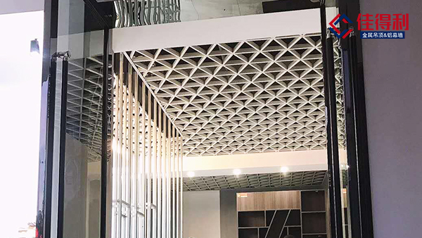 簡單易操作的鋁格柵安裝方式，你知道嗎？