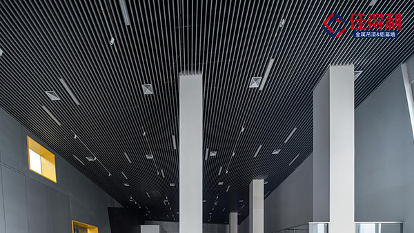 U型鋁方通如何進(jìn)行保養(yǎng)，需要注意什么